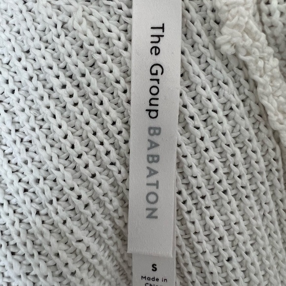 Aritzia Babaton white backless tank in size small - Picture 8 of 9